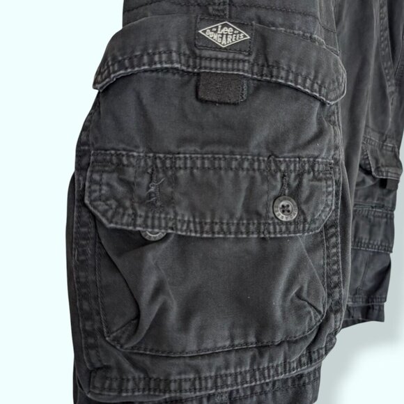 Lee Dungarees Black Cargo Shorts - Picture 4 of 8